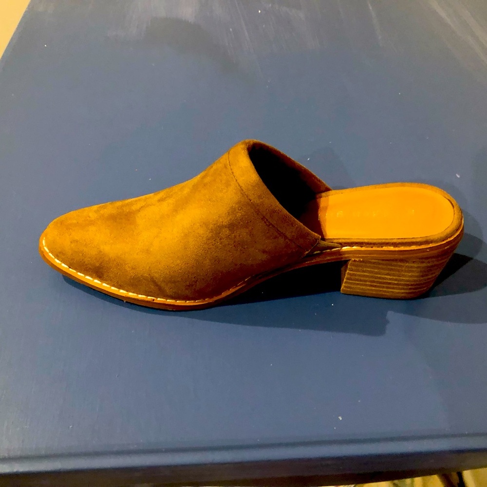 Madden Girl - Brand New, Suede Mules, 8.5